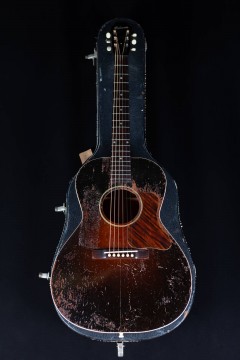 1933 Gibson L00